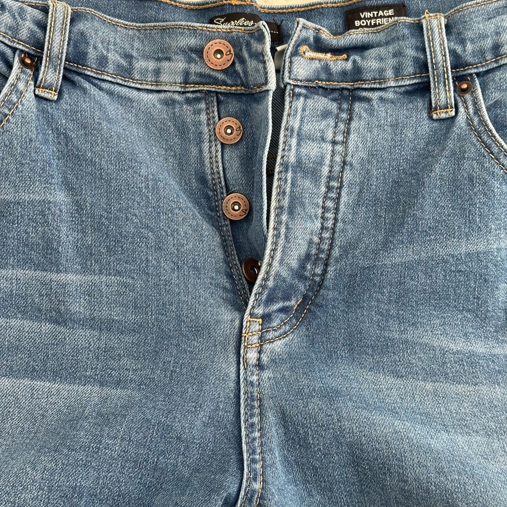 Women’s  boyfriend jeans